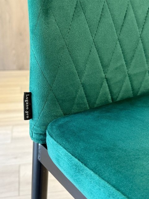 Krzesło tapicerowane VALVA CARO VELVET GREEN II GATUNEK