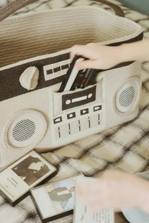 Bawełniany kosz do przechowywania i zabawy Boombox Radio Lorena Canals